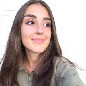 Léonie - Prof de physique - chimie - Cailloux-sur-Fontaines