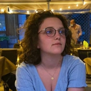 Adèle - Prof d'aide aux devoirs - Villepreux