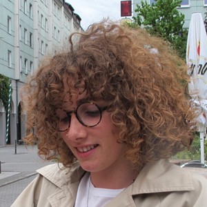 Zoé - Prof de maths - Angers