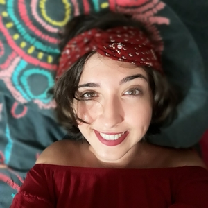 Léa - Prof de français - Boucan Canot