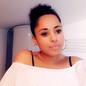 Noemie - Prof d'aide aux devoirs - Istres
