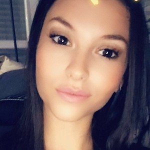 Charlotte - Prof de maths - Évry-Courcouronnes