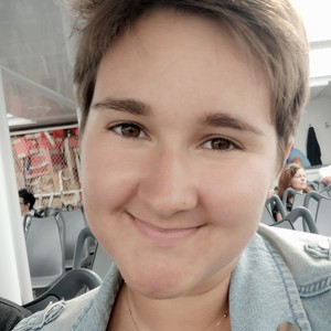 Julie - Prof d'aide aux devoirs - Nevers