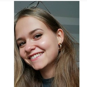Laura - Prof de maths - Lyon