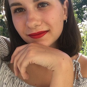 Clemence - Prof de français - Tours