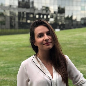 Julie - Prof de maths - Nice