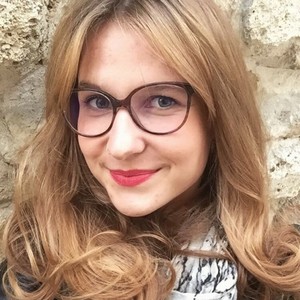 Louane - Prof de français - Paris