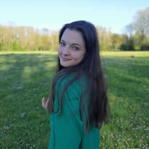 Justine - Prof d'aide aux devoirs - Houdancourt