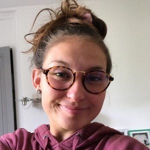 Lilou - Prof d'expression orale - français - Reims