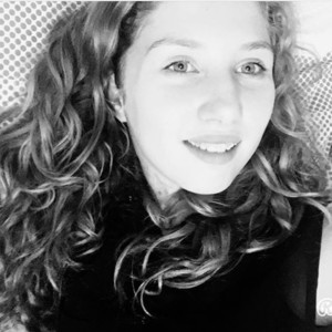 Anna - Prof de maths - Chaudenay