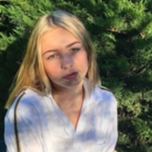Sarah - Prof de maths - Cers