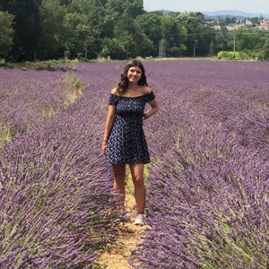 Jade - Prof de maths - Nîmes