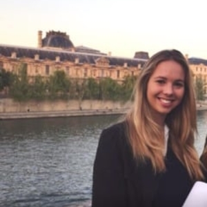 Laura - Prof de soutien scolaire - Paris