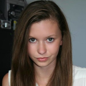 Laure - Prof d'aide aux devoirs - Corbie