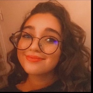 Salma - Prof de maths - Amiens