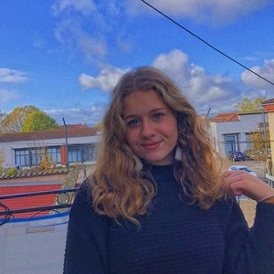 Leana - Prof de maths - Arthès