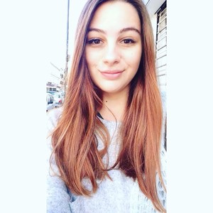 Louana - Prof de marketing - Issy-les-Moulineaux