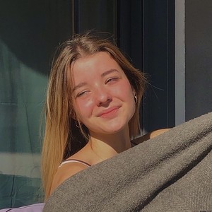 Emma - Prof de guitare - Lyon