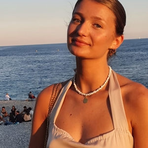 Eleonore - Prof d'aide aux devoirs - Nice