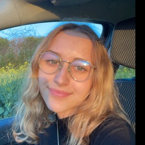 Anaïs - Prof d'anglais - Vouneuil-sous-Biard