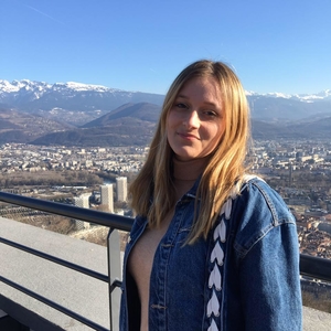Virginie - Prof d'aide à la rédaction de cv - lettre de motivation - Saint-Georges-de-Commiers