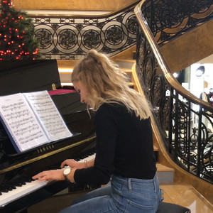 Lucie - Prof de piano - Annecy