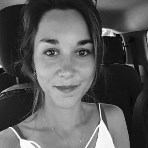 Manon - Prof d'anglais - Vérines