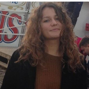 Laura - Prof d'anglais - Angers