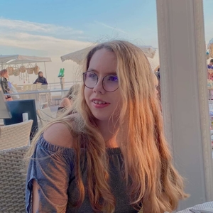 Juliette - Prof de français - Nice
