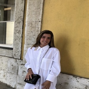 Lisa - Prof de français - Saint-Fargeau-Ponthierry