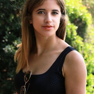 Manon - Prof de photoshop - Contes