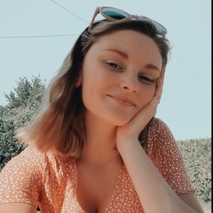 Clemence - Prof d'anglais - Romilly-sur-Andelle