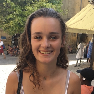 Constance - Prof d'aide aux devoirs - Saint-Jean-sur-Vilaine