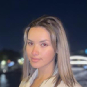 Léna - Prof d'aide aux devoirs - Caen