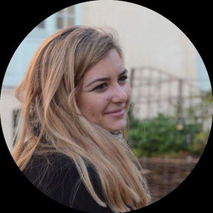 Axelle - Prof d'initiation informatique - Troyes