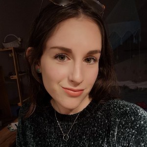 Agathe - Prof d'aide aux devoirs - Chamaret