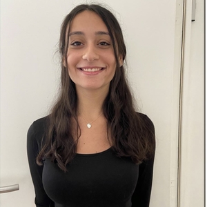Cindy - Prof de maths - Paris