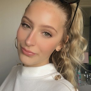 Romane - Prof de français - Castres