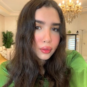 Nour - Prof de maquillage - Paris