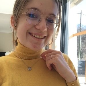 Mathilde - Prof d'aide aux devoirs - La Forteresse