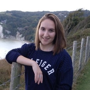 Angela - Prof d'histoire - Paris