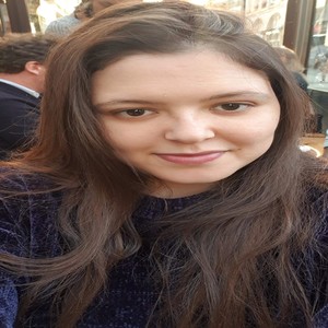 Farah - Prof de maths - Paris