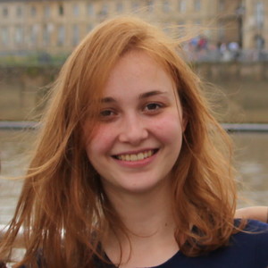 Maëlis - Prof de maths - Paris