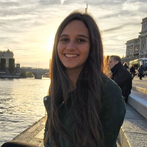 Alizée - Prof de maths - Paris