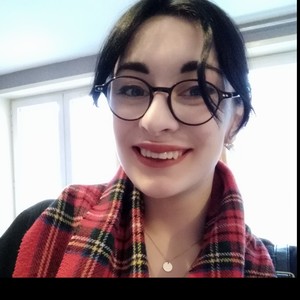Emilie - Prof d'arts plastiques - Arras