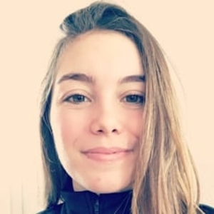Salomé - Prof de physique - chimie - Grenoble