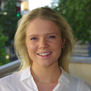 Romane - Prof d'anglais - Issy-les-Moulineaux