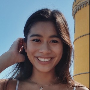 Emma - Prof de français - Paris
