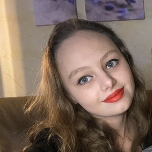 Laura - Prof de soutien scolaire - Courcelles