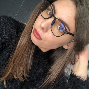 Célia - Prof de français - Menton